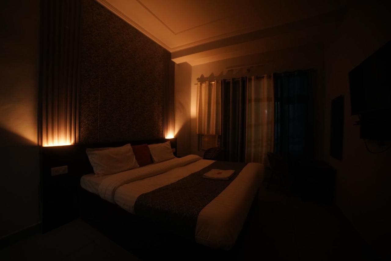 Hotel Devoy Inn By Namastexplorer Tapovan Rishīkesh Habitación foto